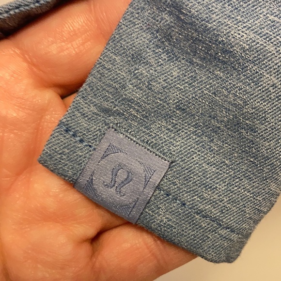 Lululemon Blue Button Up Shirt Size Medium - Picture 12 of 13
